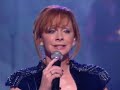 Reba McEntire sings Keep On Lovin&#39; You 2009