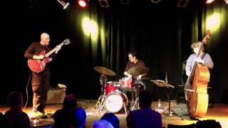 &quot;Ich bin die fesche Lola&quot; - Hartmut Kracht Trio - Live