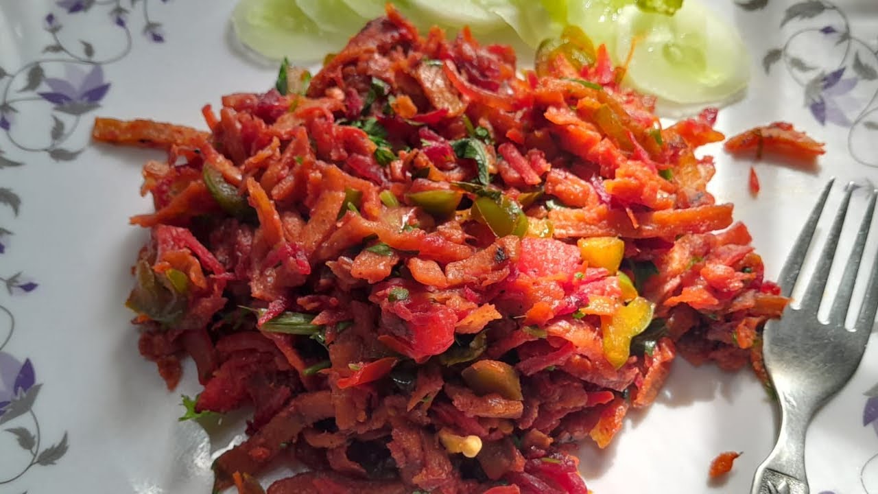 Tasty beetroot chapati recipe with salad - YouTube