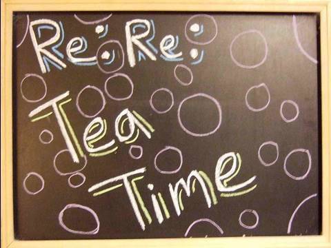 Re: Re: Tea Time - A video response to the video responses to Dan Brown's Tea Time video, which was about the Tea Party movement. 