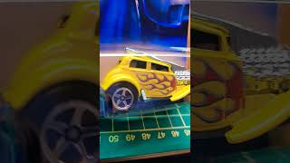 Hot Wheels - Straight Pipes 2007 First Edition.