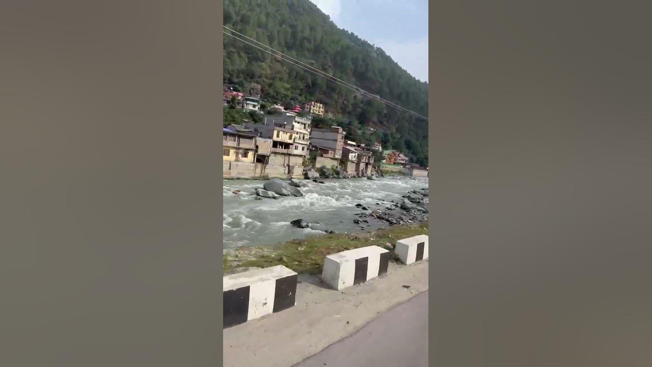 Traveling mood🥰😎 #travel #dailyvlog #bollywood #song #hindisong #manalivibes #mountains