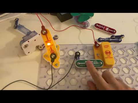 Snap Circuits Green: Morse Light
