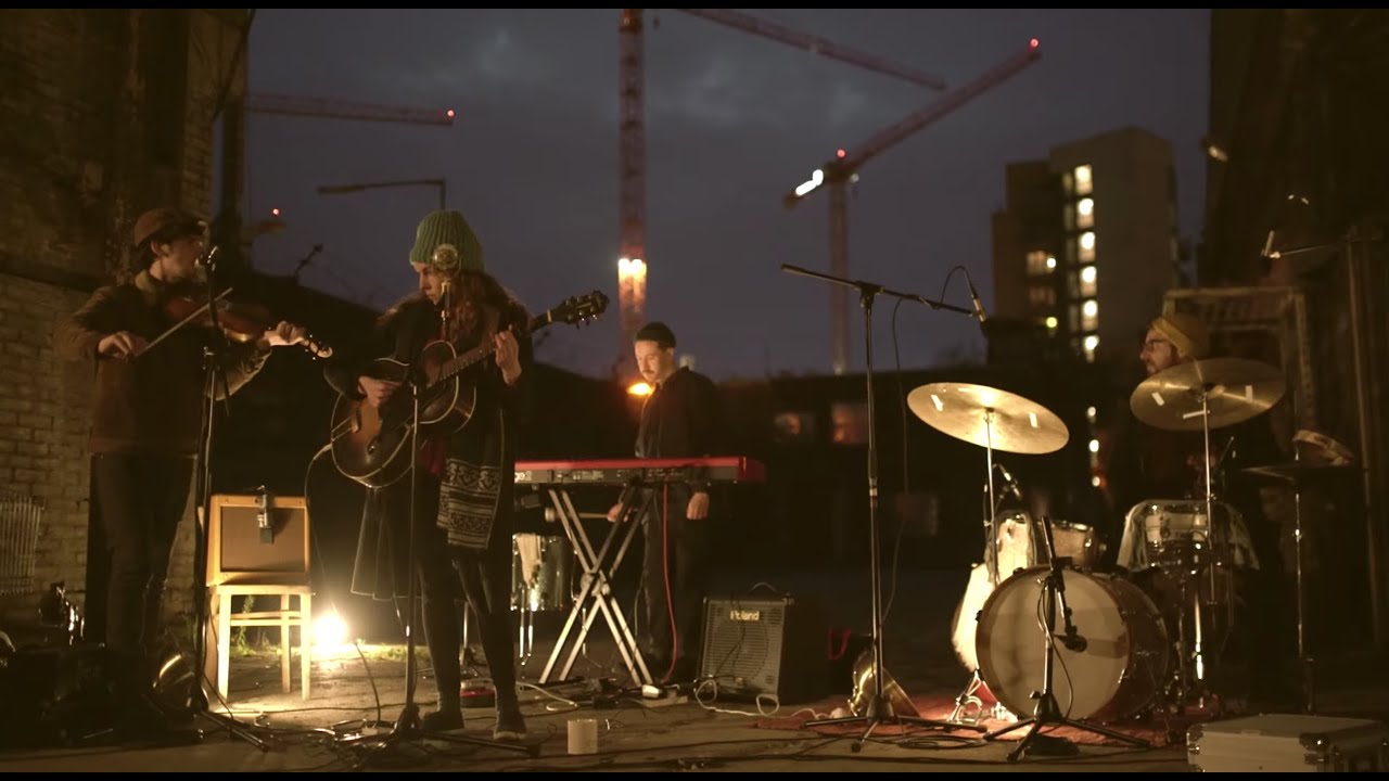 Watch Anna Mieke :: Idle Mind on YouTube Watch Anna Mieke :: Idle Mind on YouTube