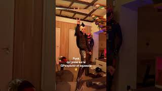 Il a pas peur de s’en prendre à squeezie 🤣 (Qui a la réf?)