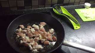 Нереально вкусная жаренная картошка с луком, объедение . Нереально вкусная жаренная картошка с луком, объедение .