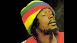 Peter Tosh "Love" (true..true love) chords