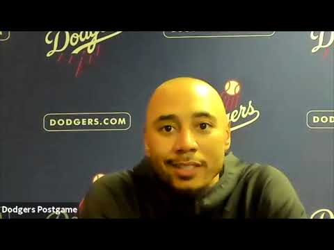 Dodgers postgame: Mookie Betts picks between leadoff home run, double play catch