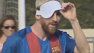 Lionel Messi and Barca challenge the Spanish Blind football team screenshot 4