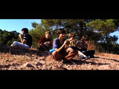 EL VESTIT - DELS NENS EUTRFICS (VIDEOCLIP)