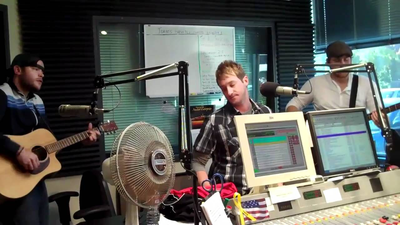 Nashville Recording Artist  Matt Gary  stops by  WOW 104.3