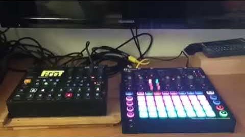 Digitakt & Novation Monostation