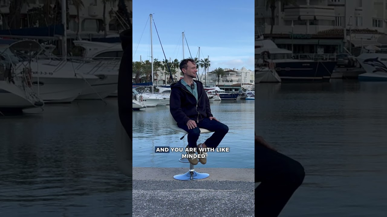 Follow me if you want to travel on a 1-million-euro yacht with me for just 1000€ for the whole week