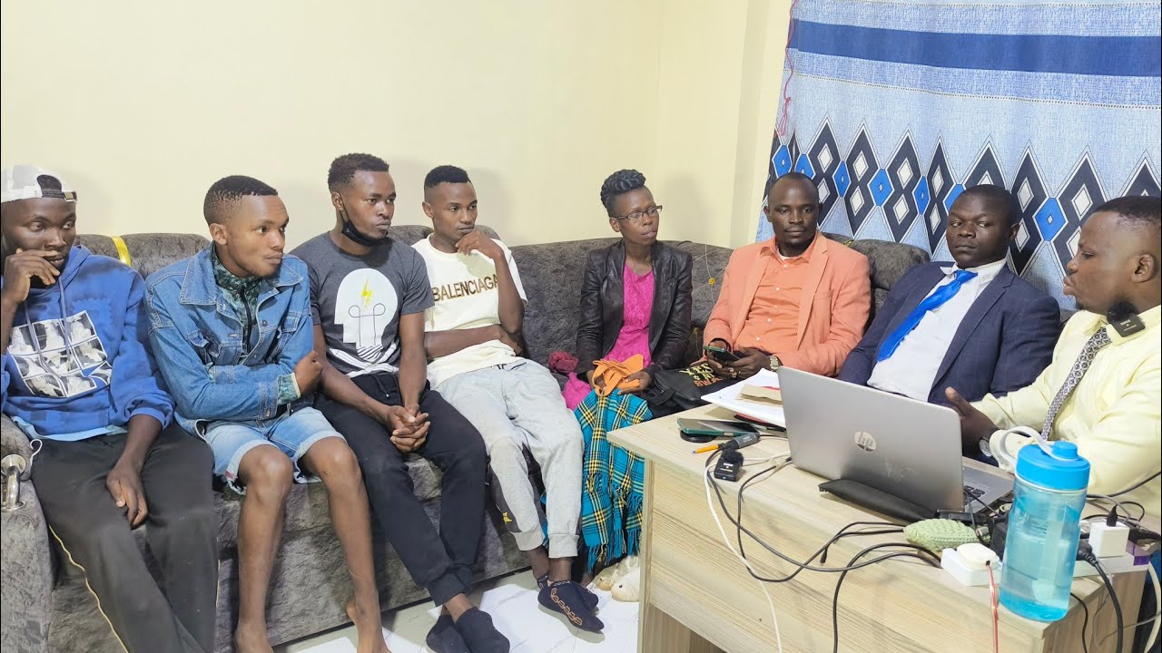 We sanitized phones😭😭Judas is here😭😭Guess what😭😭😭 Kimemramba😭So painful