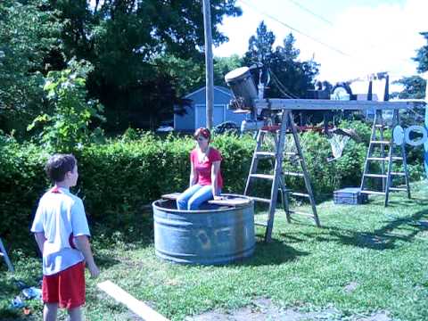 Dunk the Unk: Deanna gets Dunked