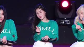 NANCY HOT MOMOLAND 낸시 '뿜뿜' 직캠 @ 논산 딸기 축제   180404   4K by  wA