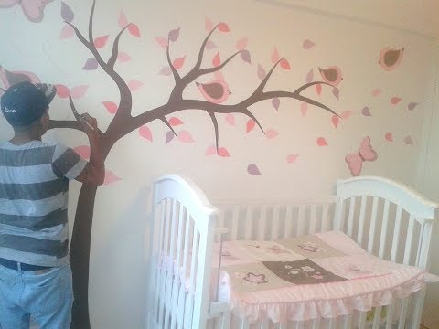 Ideas para decorar la habitacion de un bebe , mural para niña ... Murales mariposas para cuartos