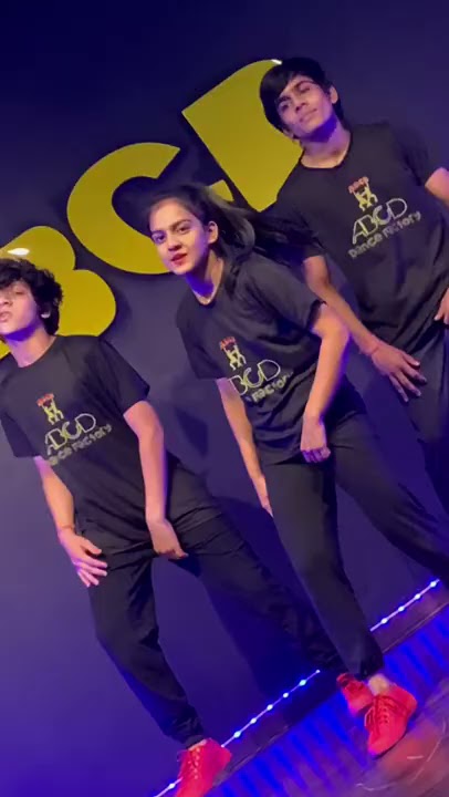Shuffle Dance | Rangilo Maro Dholna | Remix | Abcd Dance Factory | #Shorts