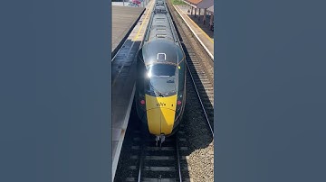 SEAGULL PASSENGER! GWR class 800 departing Yatton noiselessly!