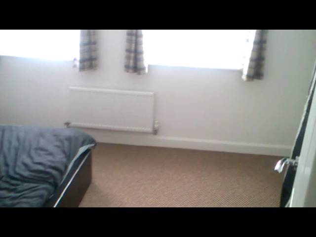 Double bedroom furnished available(bills included) Main Photo