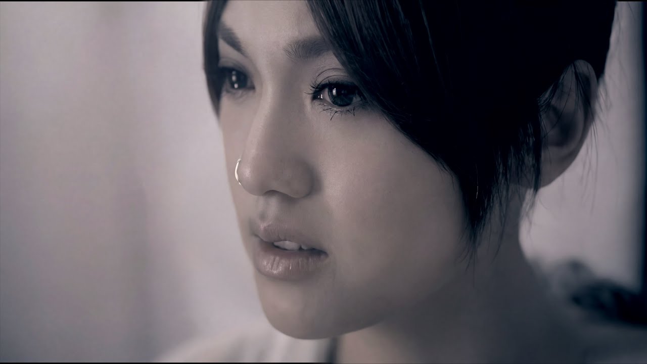 楊丞琳 Rainie Yang《黑色月亮》Official Music Video