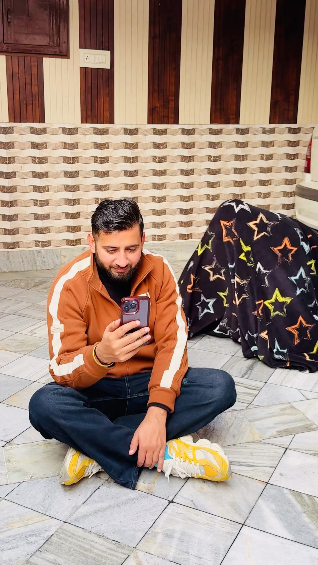 Anaya Or Uske Mumma Papa Ko Kon Kha Gya ?