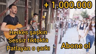 Taksim İstiklal Caddesi Güzel Günler Göreceğiz Müthiş Performans Talat Akar 4 K Hd 1080