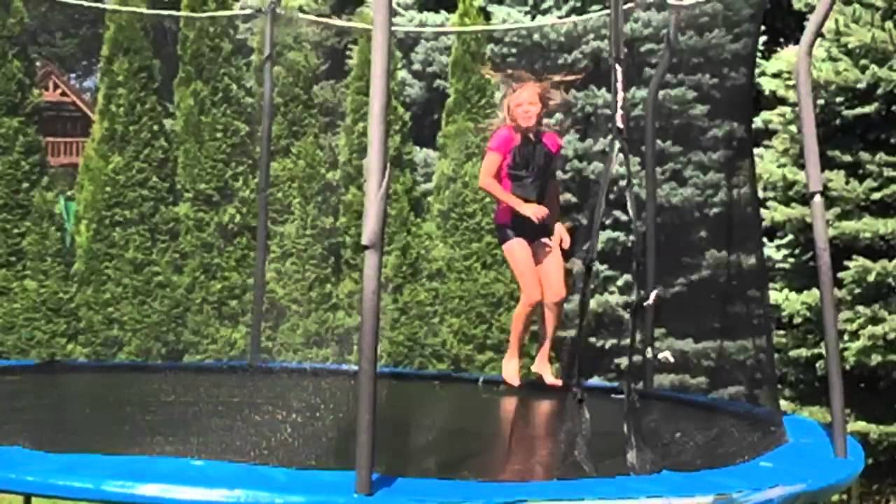 Anki trampoline slo-mo 2 - YouTube