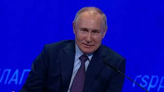 Владимир Путин: У ЕГЭ есть минусы, но он открывает возможности детям с периферии