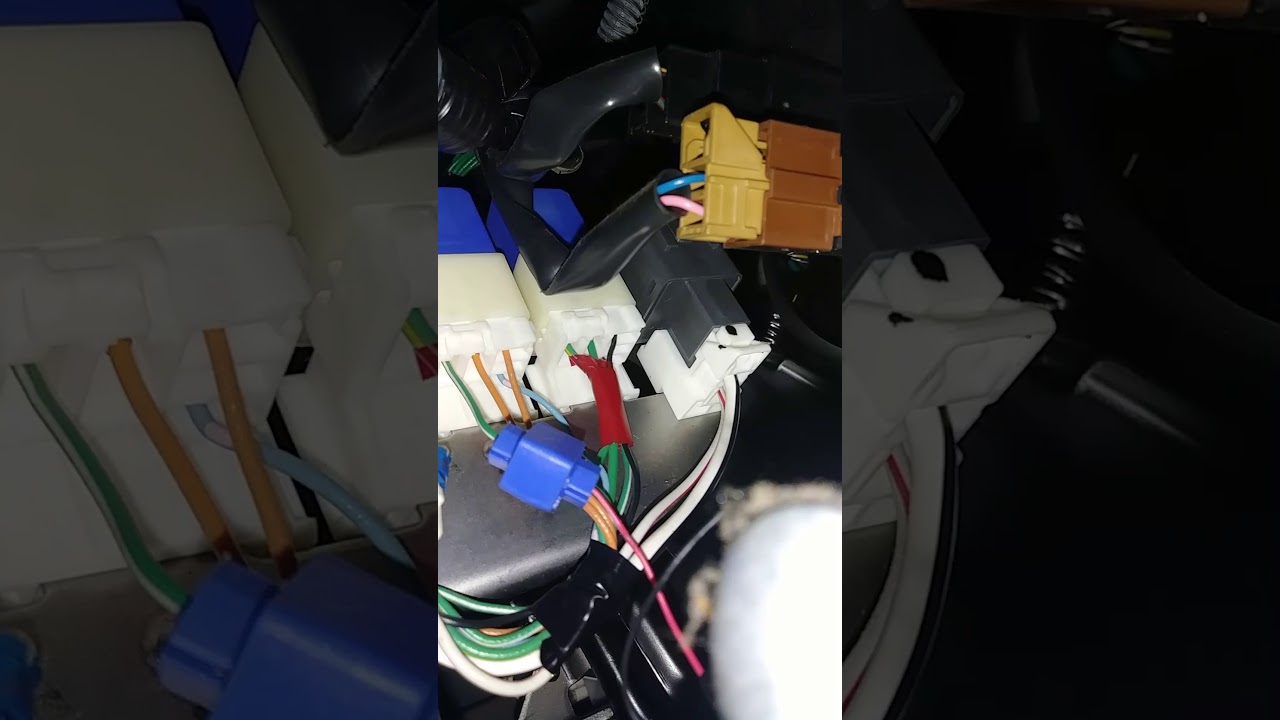2004 Nissan Murano Backup Light relay - YouTube