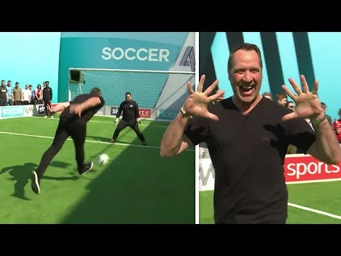 Video: David Seaman Nettovärde: Wiki, Gift, Familj, Bröllop, Lön, Syskon