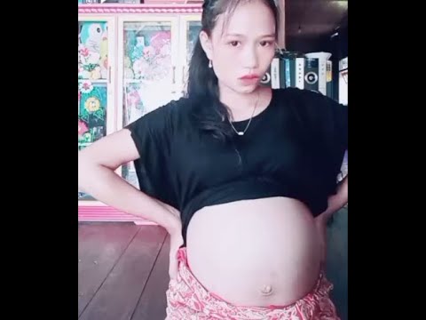 BUMIL HAMIL BESAR PAMER PERUT (BIG PREGNANT SHOW HER BELLY)