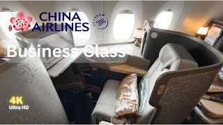 Enjoy Thai Tom Yam rice noodle soup on China Airlines business class - from Bangkok to Taipei !