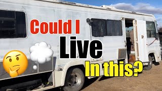 DID I BUY A ROUGH OLD RV TO FIX UP AND LIVE IN?  OFF GRID IN MOHAVE COUNTY ARIZONA!
