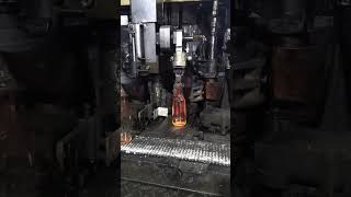 Glass Bottle Manufacturing Process - Good tools and machinery make work easy
