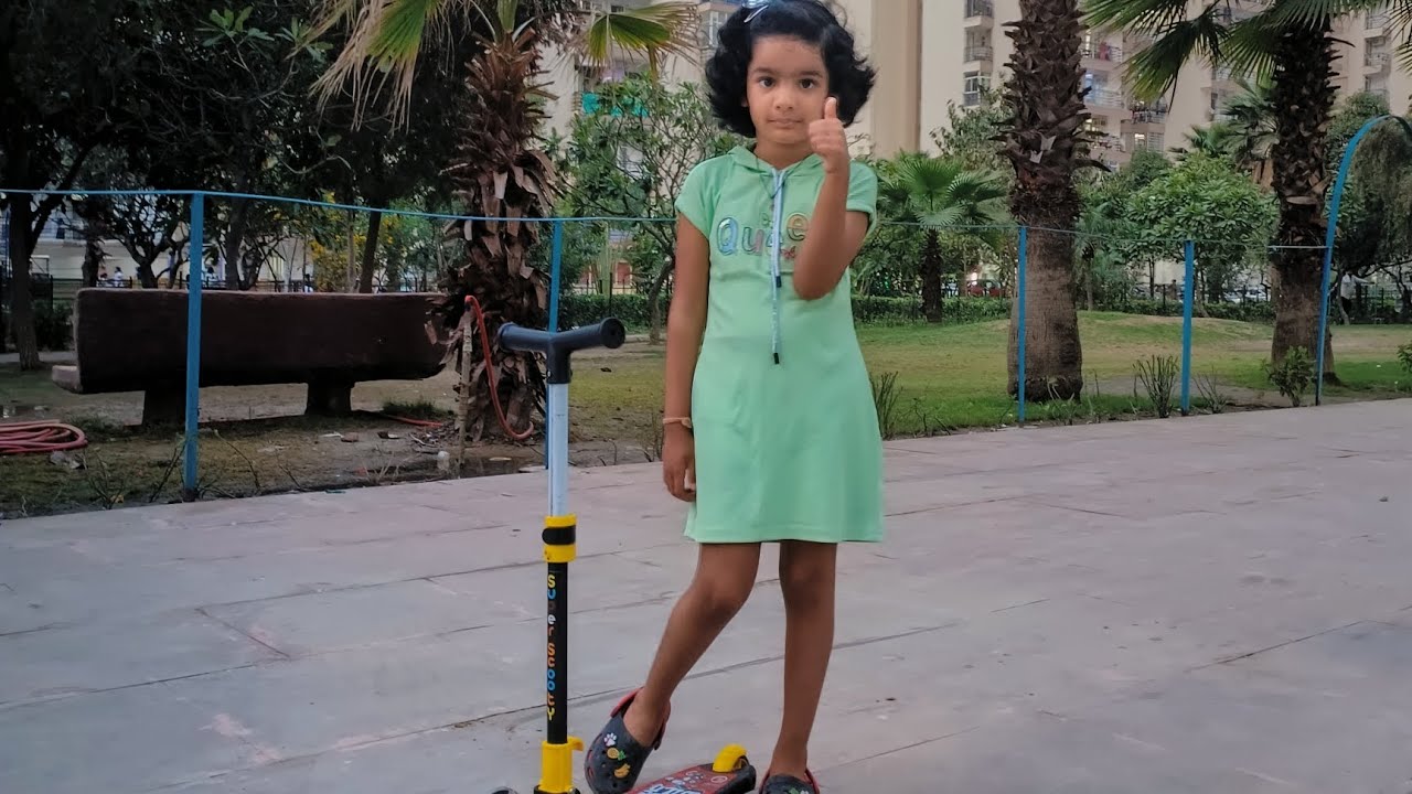 MISS & CHIEF SMART KICK SCOOTER 🛴🛴🛴🛴