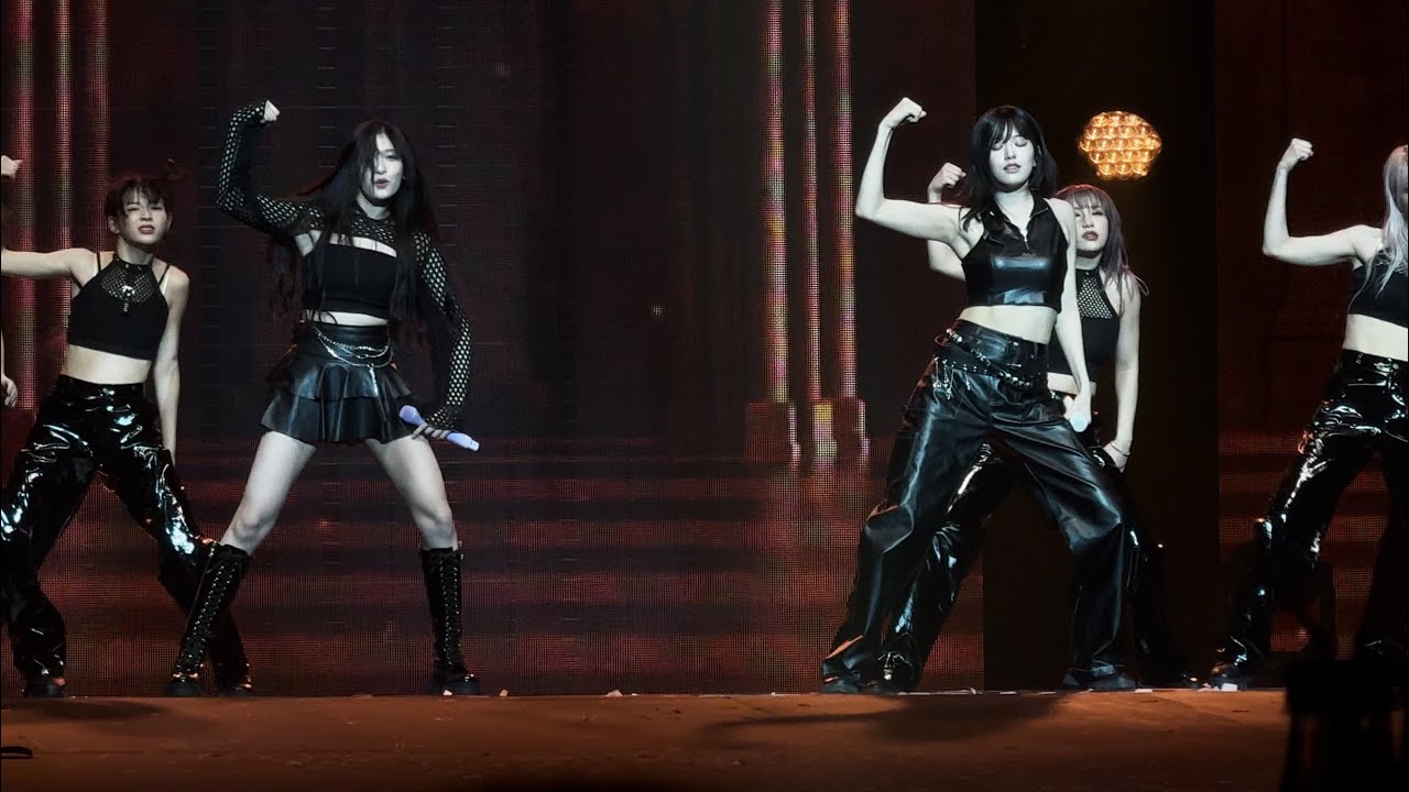 240316 ive 1st world tour - show what I have - Woman Like Me (Lesseo/Yujin) (oakland)