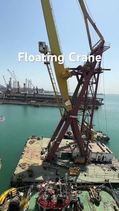 #floating #crane #tug #boat #offshore #drilling #rig #sea #morning #lifting #ship #yard