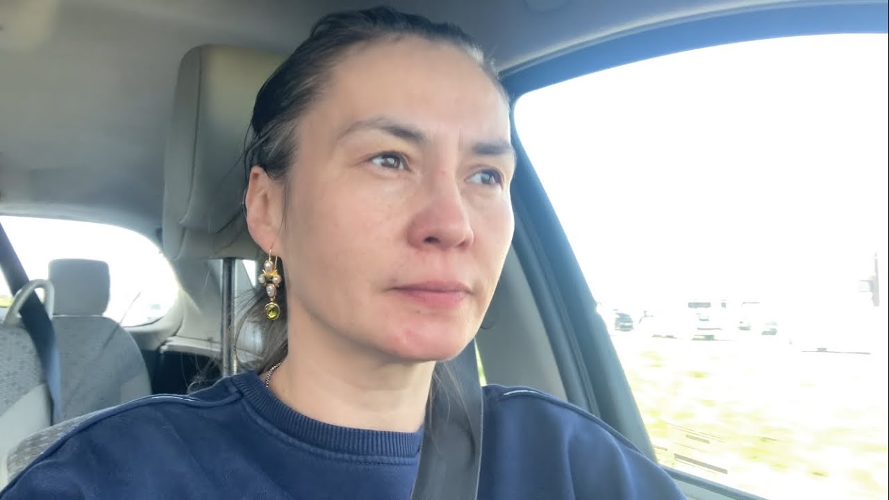 В газеті пишуть про четверту річницю. 💔🇺🇦  Моє жлобство 🙈Vlog 26.49