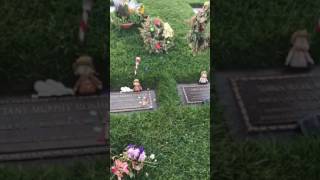 Brittany Murphy Grave - Forest Lawn Hollywood Hills 2017