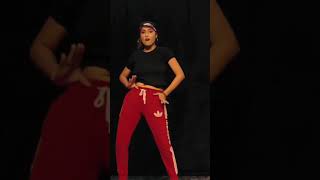 This Dance Is Going Viral! viral dance #short #creator2creator