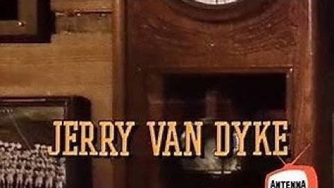 Coach (TV Series) Theme Song Intro