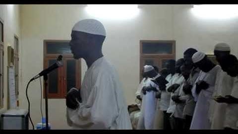 من اروع ما سمعت ترتيل و خشوع اواخر سورة الاحزاب الشيخ ابراهيم محمد موسي