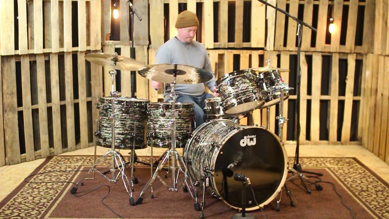 DW Collector's Maple Black Oyster Glass Drum Set 22, 10, 12, 14, 16