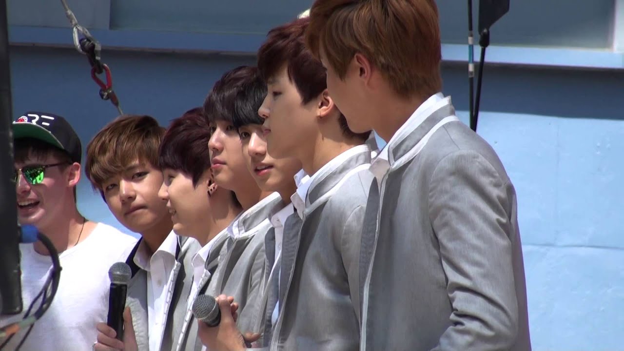 KCON 2014 BTS Fan Engagement: J-Hope & Jimin Focused