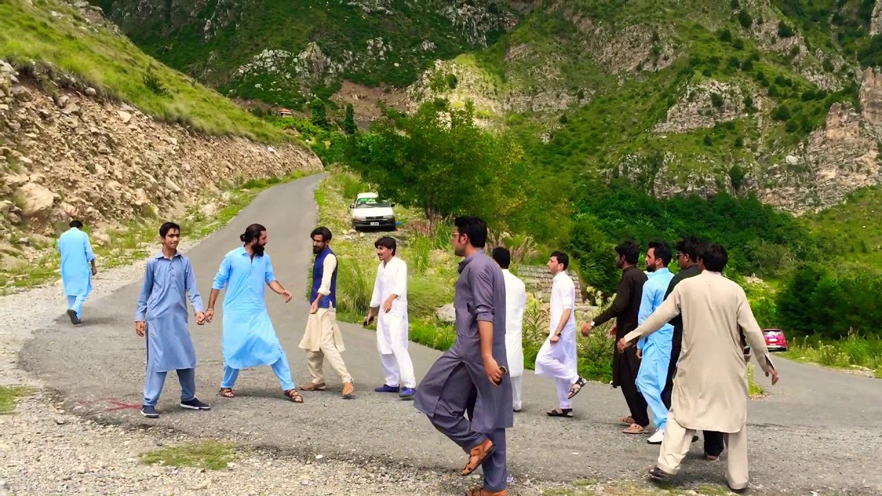#AttanDance Parachinar ( Ali Tahseen sharif ) - YouTube