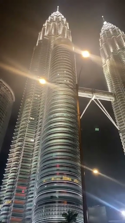 Suasana Malam Hari Di KLCC #viral #storywa #meme #malaysia #klcc #kualalumpur