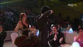 Cha Seung Won Dancing @ 2011 MBC Drama Awards