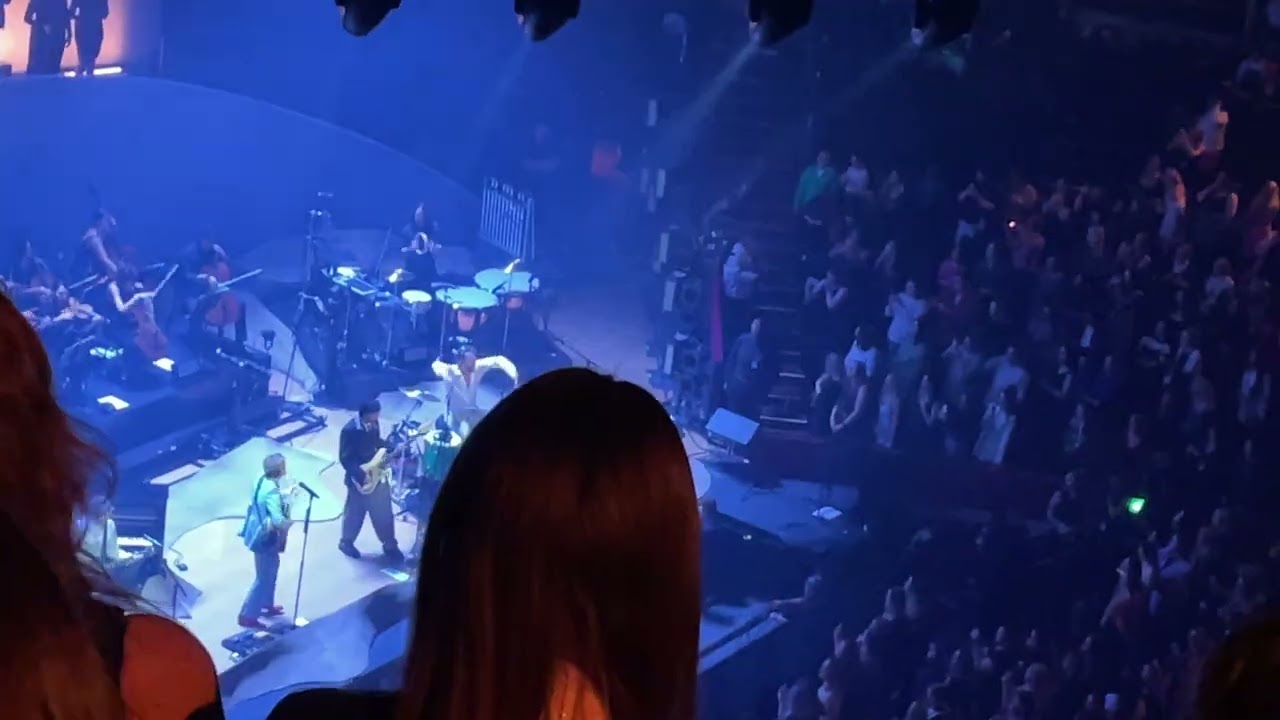 Caramel - 5SOS - ONO - Royal Albert Hall, London 22/9/22