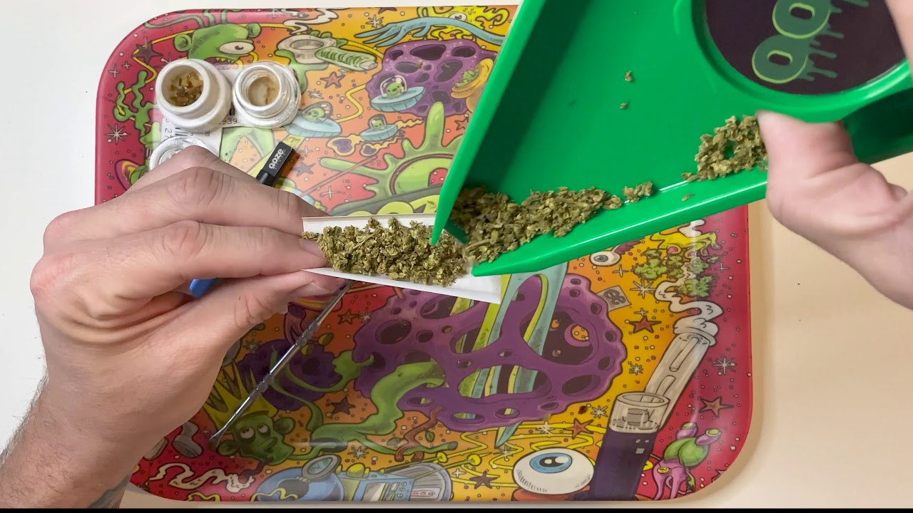 The OOZE Grinder/Tray Combo